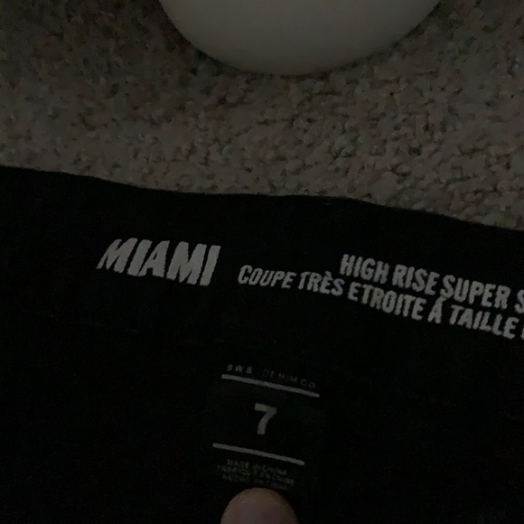 skinny ripped jeans - Picture 2 of 5